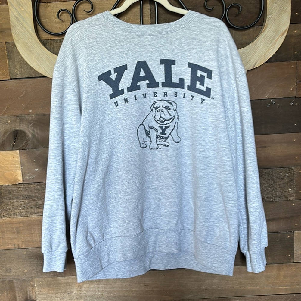 Women’s Crewneck Sweatshirt